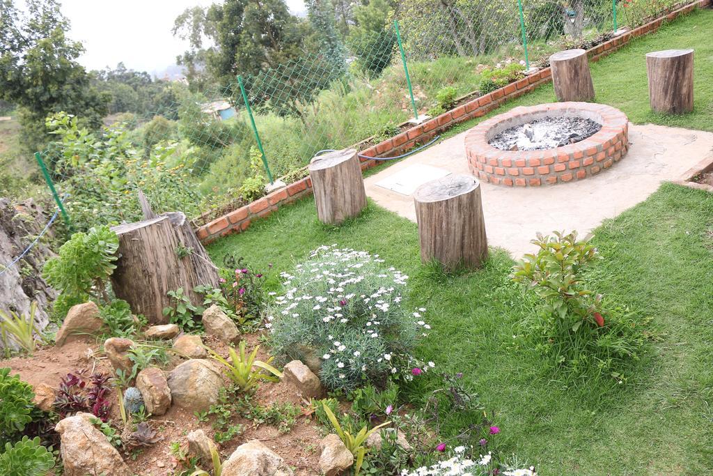 Adhithya Holidays Kodaikanal Phòng bức ảnh