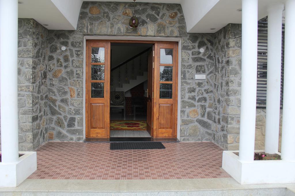 Adhithya Holidays Kodaikanal Phòng bức ảnh