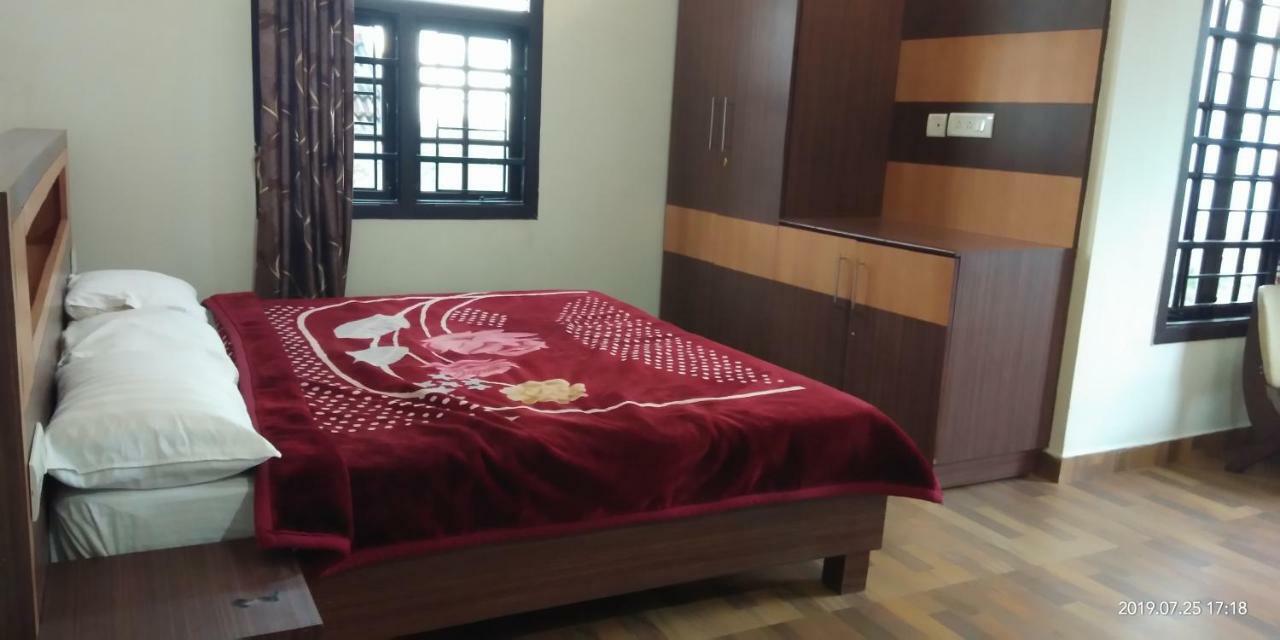 Adhithya Holidays Kodaikanal Ngoại thất bức ảnh